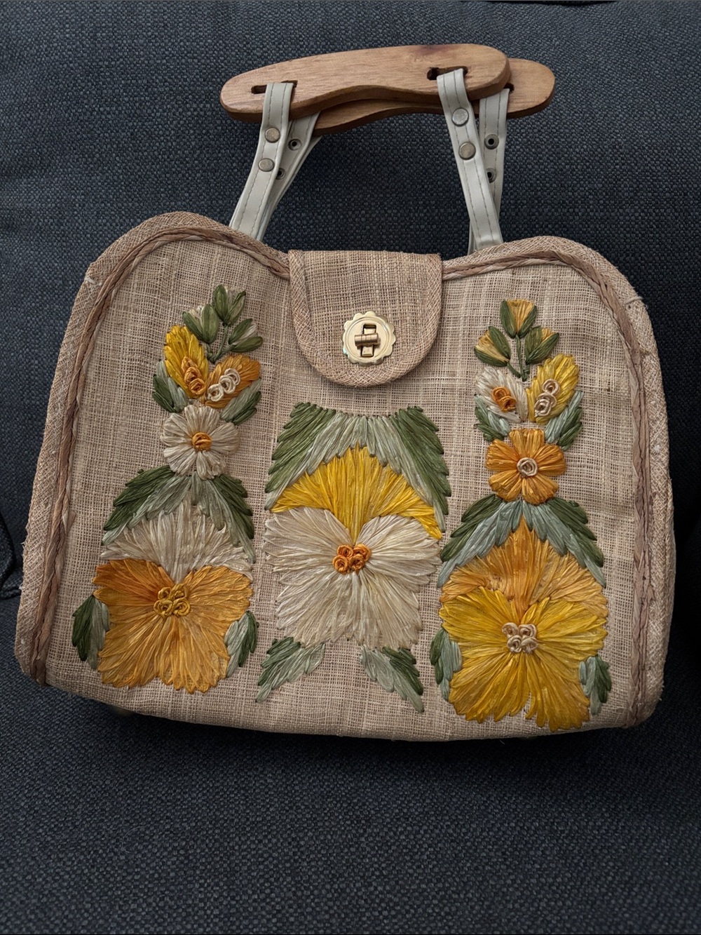 Vintage straw floral bag